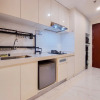 Отель Homey And Best Choice Studio Apartment Sky House Bsd, фото 6