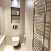 Отель Remarkable 1-bed Apartment in Slough, фото 4