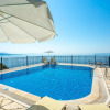 Отель Villa Elpida Private Pool Walk to Beach Sea Views A C Wifi Car Not Required - 2423, фото 14