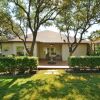 Отель 4BR 2BA Cottage at Lake Austin by RedAwning, фото 1