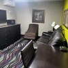 Отель Apple Tree Inn and Suites, фото 7