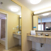 Отель Hampton Inn Suites Jacksonville Airport, фото 9
