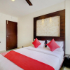 Отель OYO 75776 Sri Sai Suites, фото 2