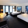 Отель Novotel Melbourne on Collins в Мельбурне