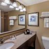 Отель Comfort Inn & Suites Virginia Beach - Norfolk Airport, фото 44