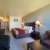 Отель Econo Lodge Inn & Suites Bridgeport, фото 4
