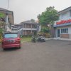 Отель RedDoorz Plus @ Megamendung Puncak Bogor 2, фото 8