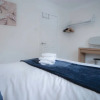 Отель Sea Breeze Apt 3 - 2 Bed - Horton Beach, фото 18