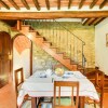 Отель Villa With Private Pool, 3 Km From Cortona, 3 Apartments, фото 1