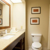 Отель Quality Inn & Suites I-40 East, фото 7