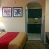 Отель Regency Inn & Suites - Baytown, фото 16