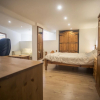 Отель Beautiful 1-bed Basement Flat in Leeds, фото 6