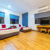Отель RedDoorz Plus @ Starhomes Olivianville, фото 36