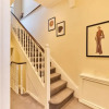 Отель The Peckham Hideaway - Bright 3bdr Flat, фото 13