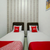 Отель OYO 3704 Dewandaru Homestay Syariah, фото 2