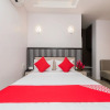 Отель OYO 10614 Hotel Glassotel, фото 15