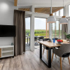 Отель Detached Luxurious Lodge With Washingmachine, Near the Beach, фото 8