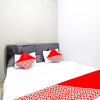 Отель OYO 90848 J&b Rooms Bekasi, фото 6