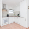 Отель Empurialola- Apartamento en Empuriabrava con piscina y jardines en centro y cerca playa -158, фото 4