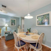 Отель Sea Horse Upper Level, 3 Bedrooms, Sleeps 10, Heated Pool, Pet Friendly, фото 12