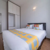 Отель Oyo Home 1086 Vibrant 2Br Vue Residence, фото 24