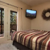 Отель On Eagles Wings 2 Bedroom Mountain View Home with Hot Tub, фото 6