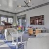 Отель Classic Teaneck Colonial Home With A Modern Touch, фото 8