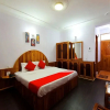 Отель OYO 14741 Home Pleasant Studio at Kanyal Road, фото 4