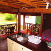 Отель Top of the Hill Two Bedroom Apartment, Rodney Bay, фото 5