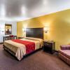 Отель Econo Lodge Near Lackland Air Force Base - SeaWorld, фото 37