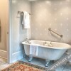 Отель 502 South Main B&B, фото 6