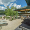 Отель Lake Effect 5 Bedroom House, фото 18