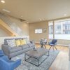 Отель Swanky Downtown Loft! City Views! Sleeps 10!, фото 4