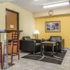 Отель Quality Inn & Suites, фото 12