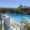 Отель Rodeway Inn And Suites, фото 10