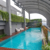 Отель Good Deal And Strategic 1Br L'Avenue Apartment, фото 11