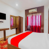 Отель OYO 74184 Hotel Meredian Comfort Inn, фото 32