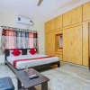 Отель Green Suits By OYO Rooms, фото 19