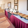 Отель Clarion Hotel & Suites Convention Center Fredericksburg, фото 25