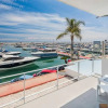 Отель Modern Frontline Puerto Banus Apartment M2, фото 18