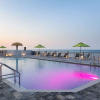 Отель La Quinta Inn & Suites by Wyndham Oceanfront Daytona Beach, фото 4