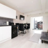 Отель Skyline Immaculate 2-bed Apartment in Swansea, фото 18