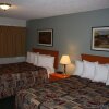 Отель Northwoods Inn & Suites, фото 13