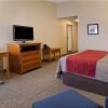 Отель Comfort Inn & Suites Syracuse-Carrier Circle, фото 24