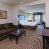 Отель Holiday Inn Express Hotel & Suites Brady, an IHG Hotel, фото 3