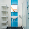 Отель Magnificent 6-Person Apartment with Roof Terrace in Ouddorp Town Centre, фото 7