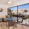 Отель Bay Breeze Cottage-Captiva Shores 3A, фото 9