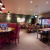 Отель Premier Inn Swansea North, фото 10