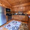 Отель Knotty Pony Cabin- Blue Ridge, фото 4