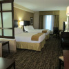 Отель Holiday Inn Exp Suites Jackson Northeast, фото 1